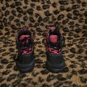 Like New Levi's Boots